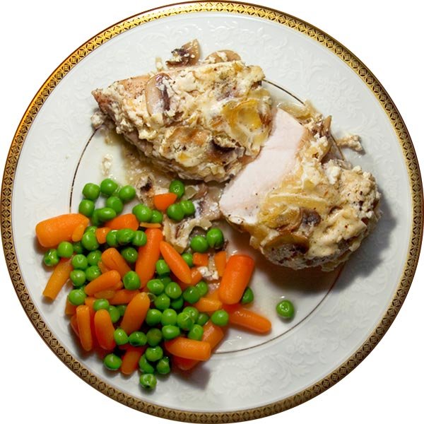 Куриные грудки по-бретонски