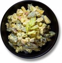 Салат из курицы с фруктами