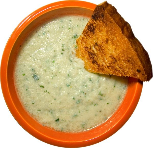 Чесночный суп с гренками